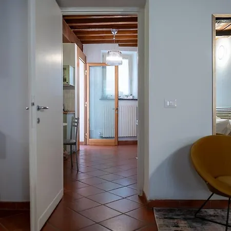 公寓 La Rocchetta - In Centro Storico 帕爾馬